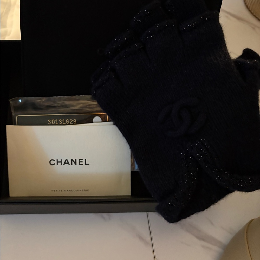 CHANEL Cashmere Fingerless Gloves